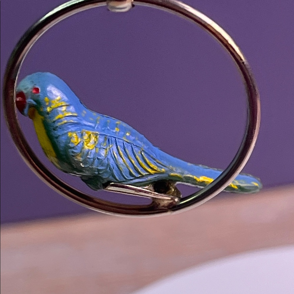 Vintage Handmade Green& Blue Bird Goldtone Dangle Screwback earrings - Picture 5 of 14